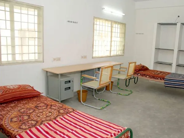vajirao ias delhi hostel fees